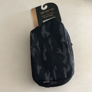 Apana Dark Camo Running Belt Bag. Unisex